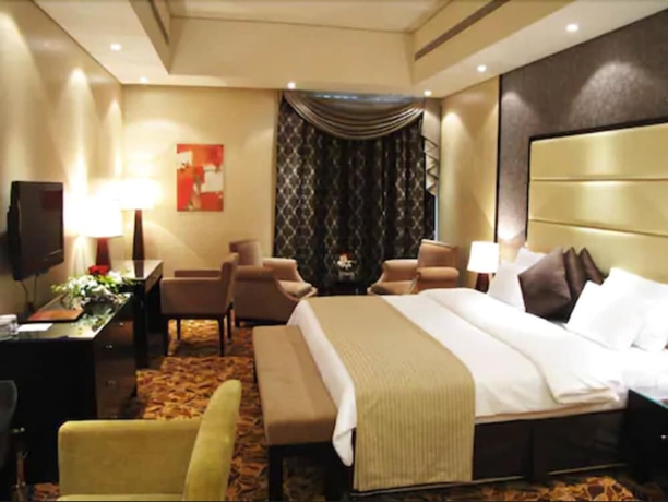 Imagen de la habitación del Hotel Paragon Abu Dhabi. Foto 8