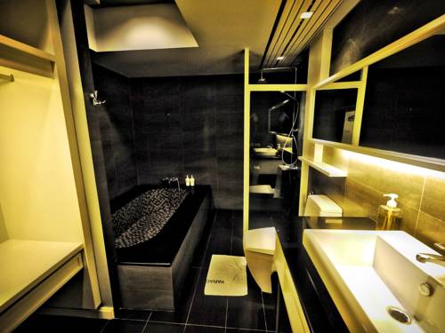 Imagen de la habitación del Hotel Paragon Inn. Foto 3