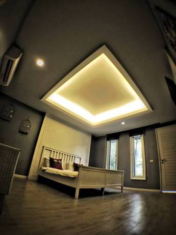 Imagen de la habitación del Hotel Paragon Inn. Foto 4