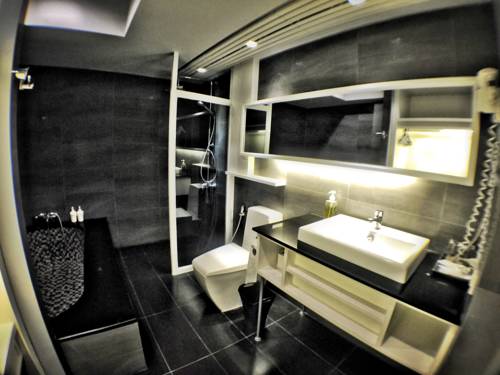 Imagen de la habitación del Hotel Paragon Inn. Foto 8