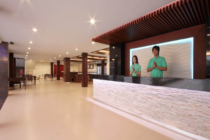 Imagen de los interiores del Hotel Paragon Suites Resort. Foto 5