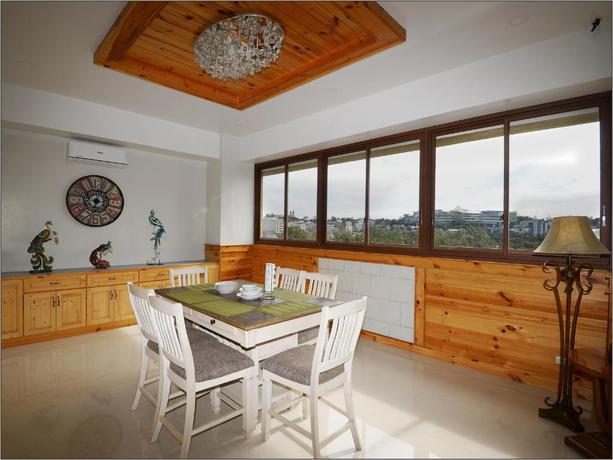 Imagen general del Hotel Paragon and Suites. Foto 3