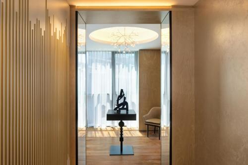 Imagen general del Hotel Paragraph Freedom Square, a Luxury Collection Hotel, Tbilisi. Foto 11