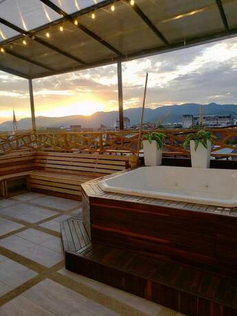 Imagen general del Hotel Para&iacute;so Hawaii Girardot. Foto 3