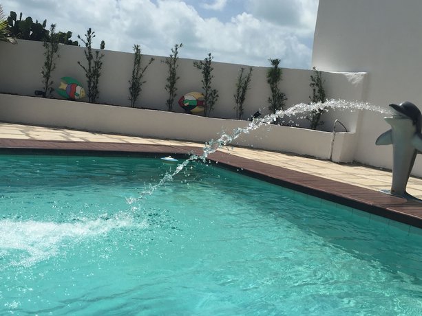 Imagen de la piscina del Hotel Para&iacute;so Natal. Foto 16