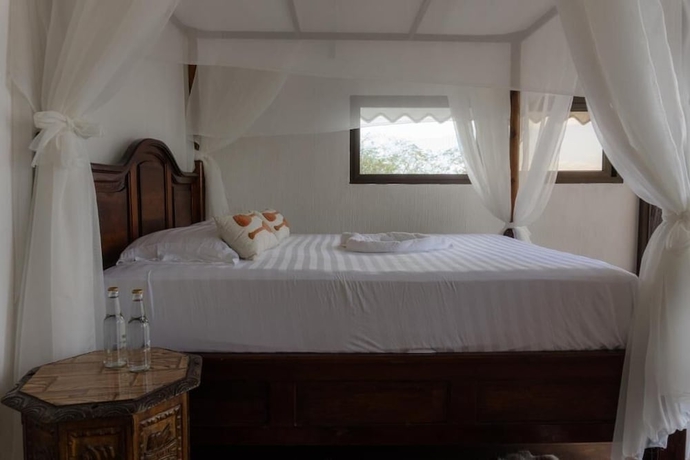 Imagen de la habitación del Hotel Para&iacute;so Nimah. Foto 7