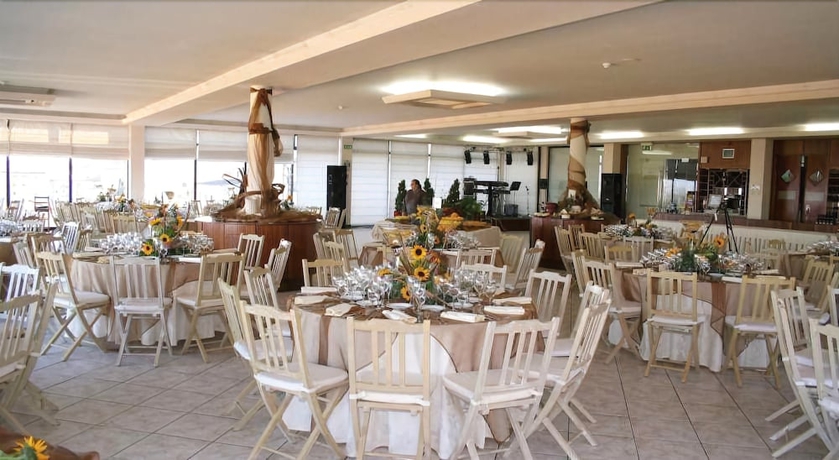 Imagen del bar/restaurante del Hotel Paraíso, Oliveira do Bairro. Foto 7