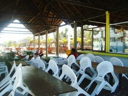 Imagen del bar/restaurante del Hotel Paraiso De Playa Azul. Foto 2