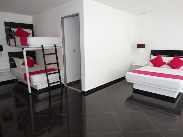 Imagen de la habitación del Hotel Paraiso Hollywood. Foto 4