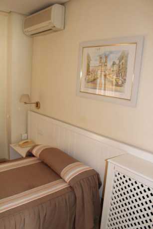 Imagen de la habitación del Hotel Paraiso, Lanjarón ( Alpujarra ). Foto 10