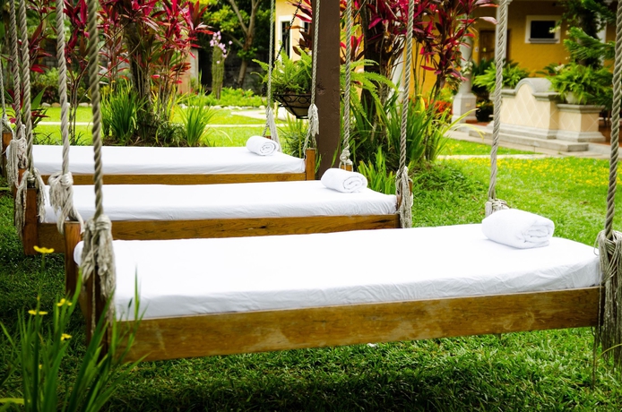 Imagen de la piscina del Hotel Paraiso Rainforest and Beach. Foto 16