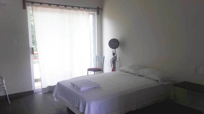 Imagen de los interiores del Hotel Paraiso Suite Standard. Foto 20