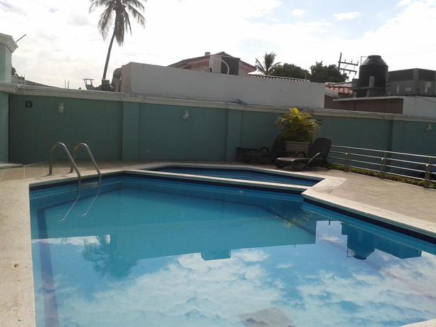 Imagen general del Hotel Paraiso Suites. Foto 7