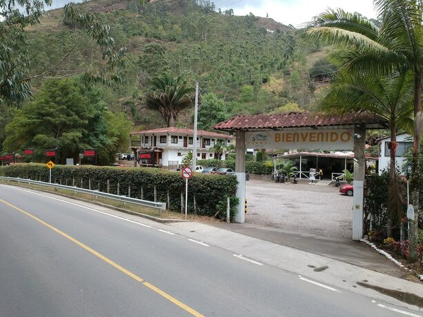 Imagen general del Hotel Paraiso Termal. Foto 1