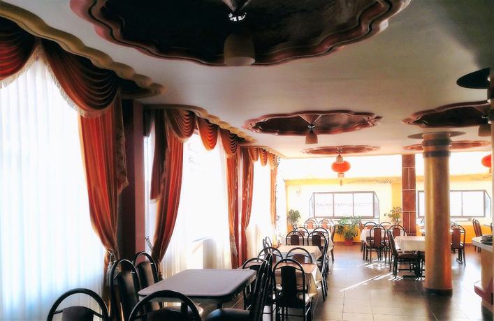 Imagen del bar/restaurante del Hotel Paraiso del Lago. Foto 6