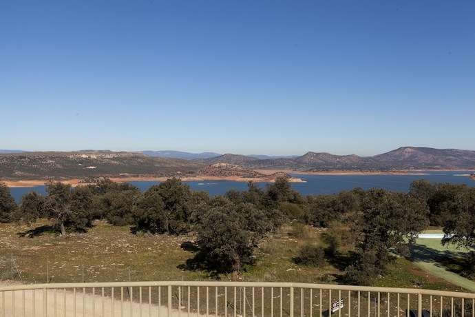 Imagen de los exteriores del Hotel Paraje La Lambra. Foto 15