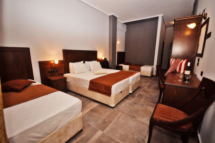 Imagen de la habitación del Hotel Paralia Beach Boutique. Foto 10