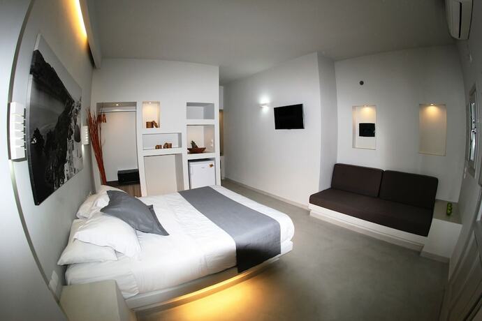 Imagen de la habitación del Hotel Paralia Diamond Villa. Foto 17