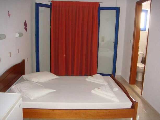 Imagen general del Hotel Paralia Rooms. Foto 2