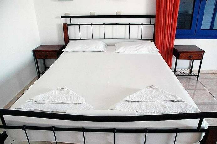 Imagen general del Hotel Paralia Rooms. Foto 10