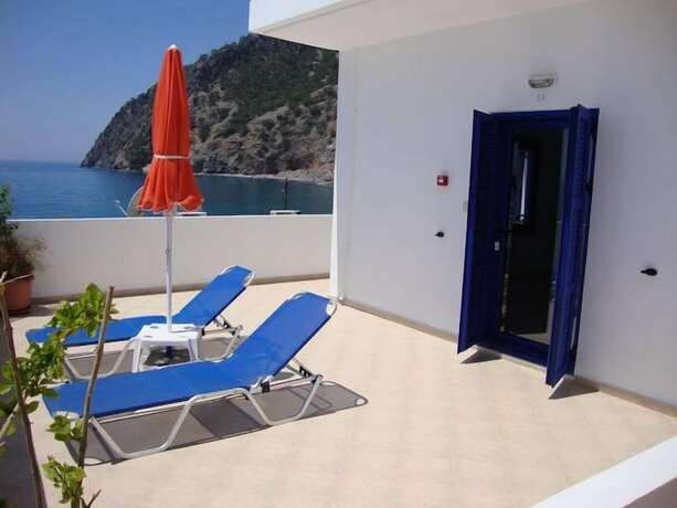 Imagen general del Hotel Paralia Rooms. Foto 11