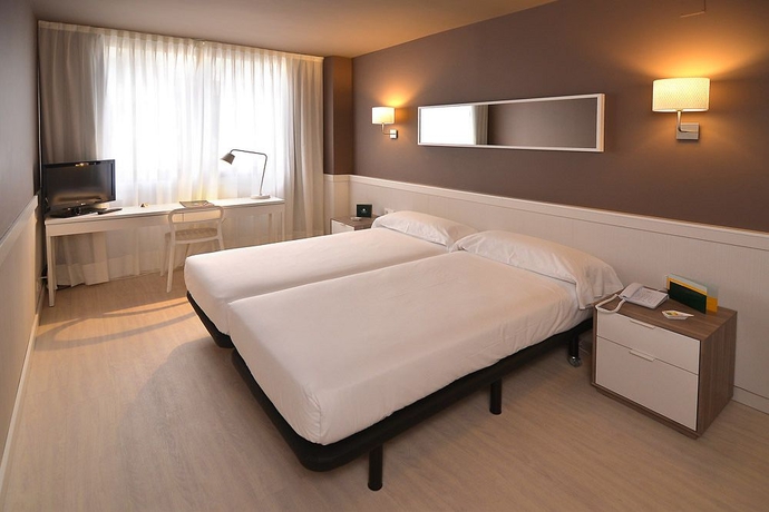 Imagen de la habitación del Hotel Paral-lel. Foto 6