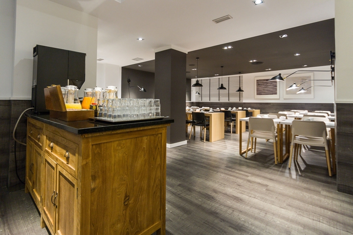 Imagen del bar/restaurante del Hotel Paral-lel. Foto 5