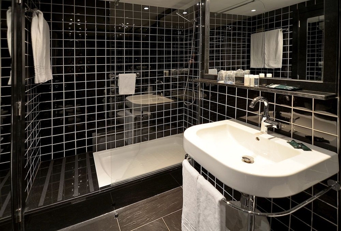 Imagen de la habitación del Hotel Paral-lel. Foto 8