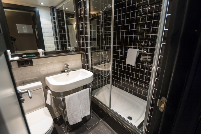 Imagen de la habitación del Hotel Paral-lel. Foto 9