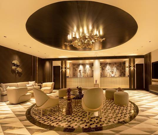 Imagen de los interiores del Hotel Parallel. Foto 18