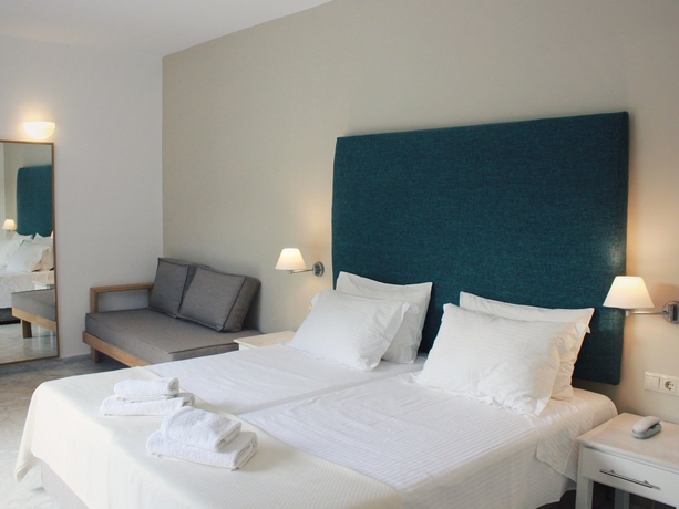Imagen de la habitación del Hotel Paralos Irini Mare. Foto 2