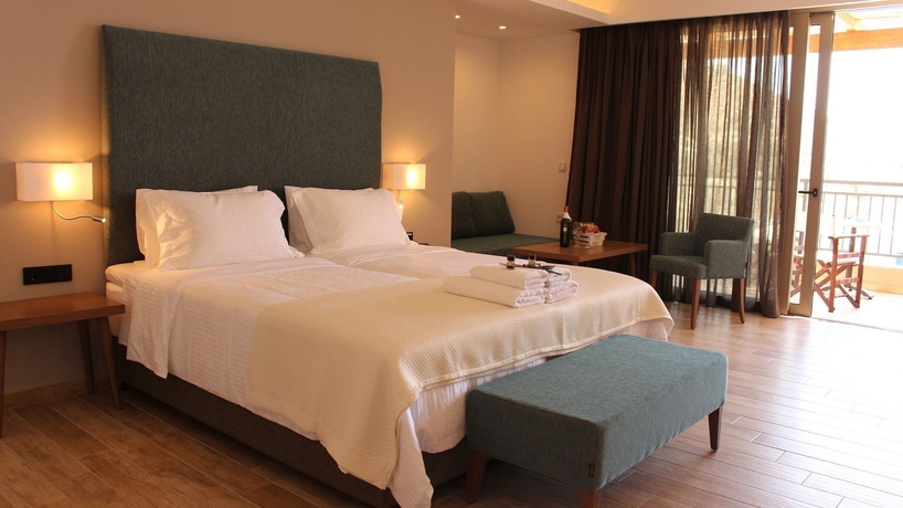 Imagen de la habitación del Hotel Paralos Irini Mare. Foto 5