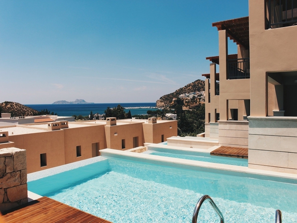 Imagen de la habitación del Hotel Paralos Irini Mare. Foto 6