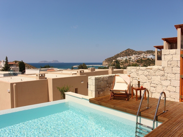 Imagen de la habitación del Hotel Paralos Irini Mare. Foto 17