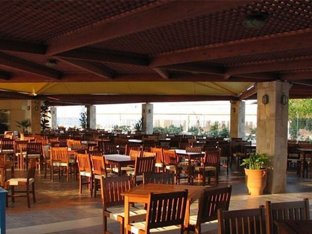 Imagen general del Hotel Paralos Kosta Alímia, Anissaras. Foto 9