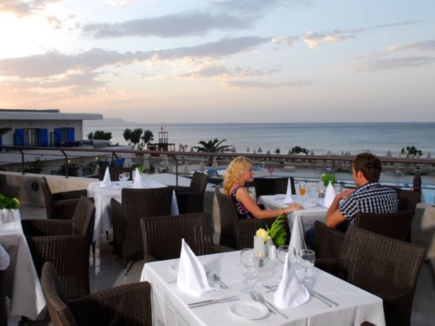 Imagen general del Hotel Paralos Kosta Alímia, Anissaras. Foto 10