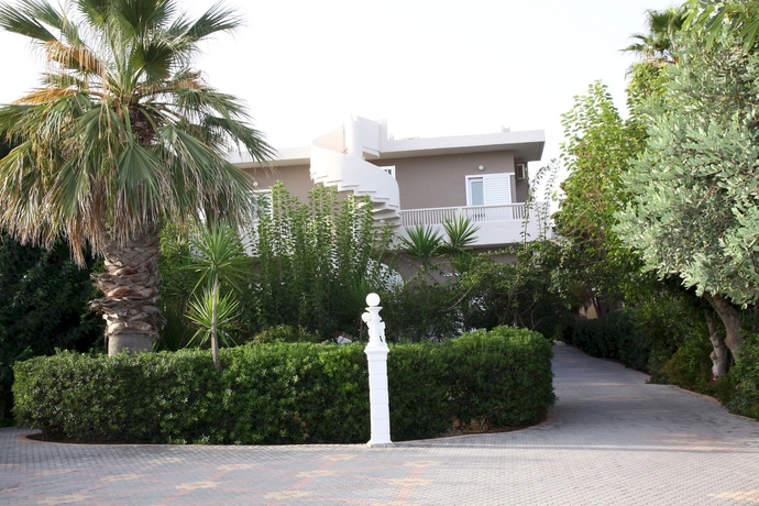 Imagen de los exteriores del Hotel Paralos Lifestyle Beach - Adults Only. Foto 13