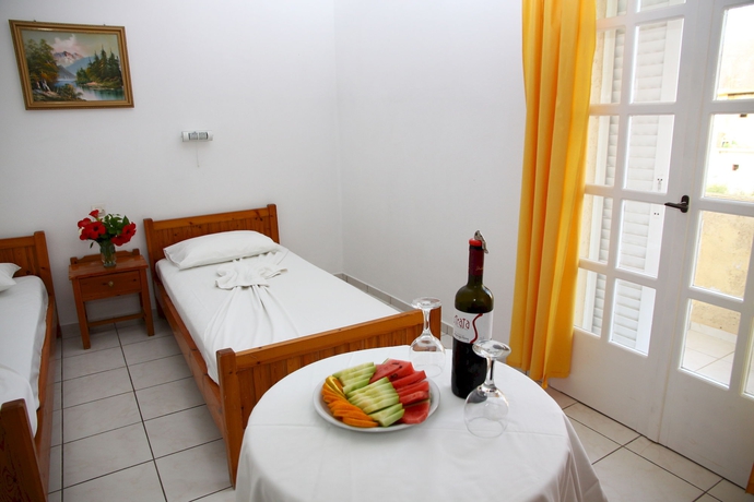 Imagen de la habitación del Hotel Paralos Lifestyle Beach - Adults Only. Foto 11