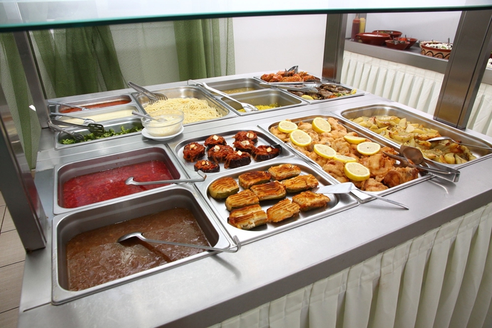 Imagen del bar/restaurante del Hotel Paralos Lifestyle Beach - Adults Only. Foto 7