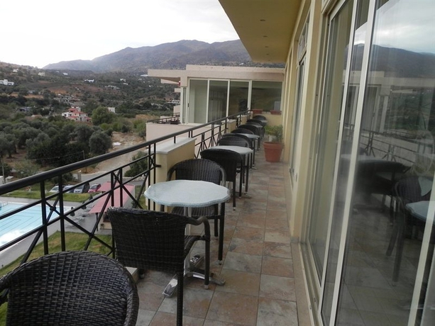 Imagen general del Hotel Paralos The Maxine Adults Only. Foto 2