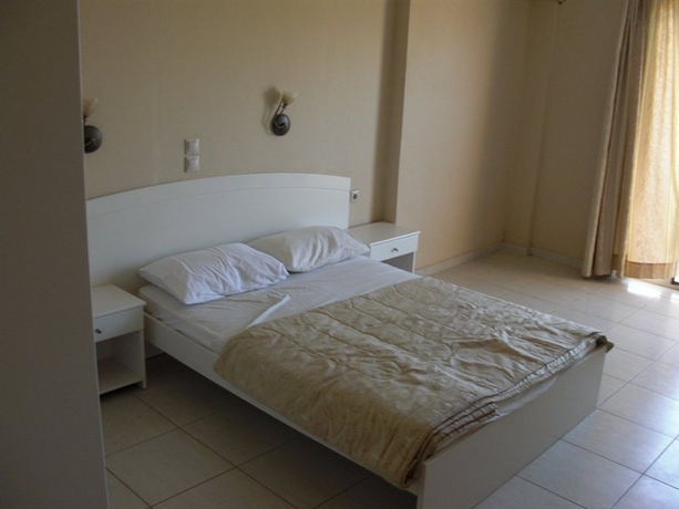 Imagen general del Hotel Paralos The Maxine Adults Only. Foto 8