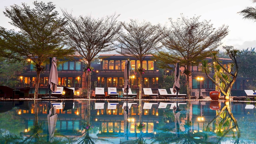 Imagen de la piscina del Hotel Parama Koh Chang. Foto 16