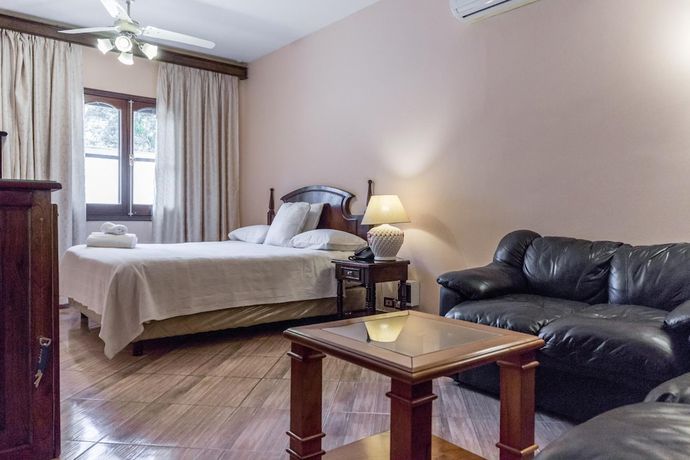 Imagen de la habitación del Hotel Paramanta Lifestyle. Foto 16