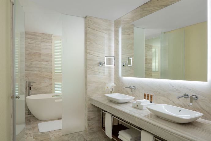 Imagen de la habitación del Hotel Paramount Dubai. Foto 4