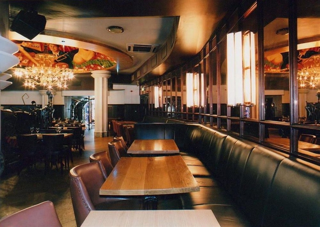 Imagen del bar/restaurante del Hotel Paramount, Dubl&iacute;n. Foto 3