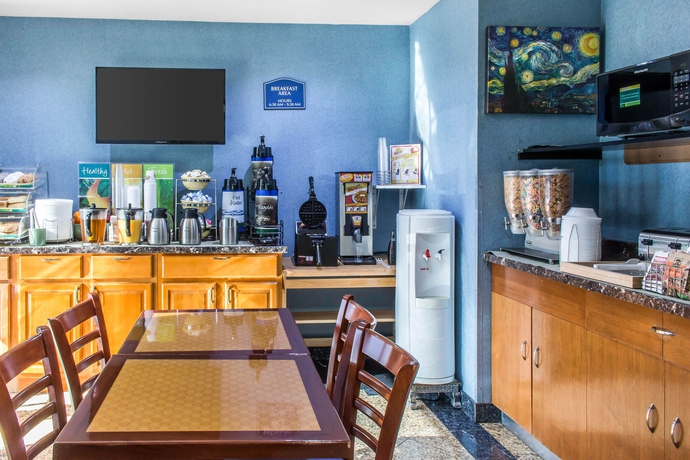 Imagen de los interiores del Hotel Paramount Inn, Queens. Foto 11