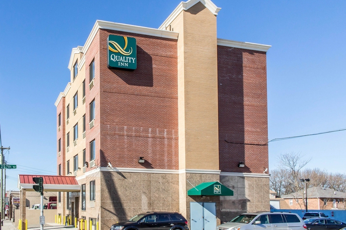 Imagen de los exteriores del Hotel Paramount Inn, Queens. Foto 8