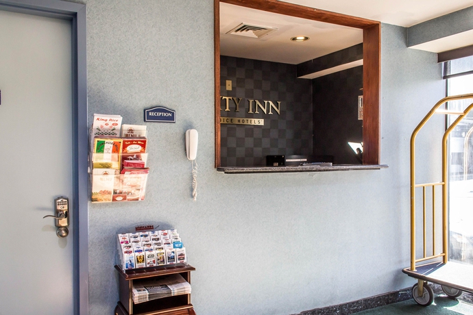 Imagen de los interiores del Hotel Paramount Inn, Queens. Foto 15