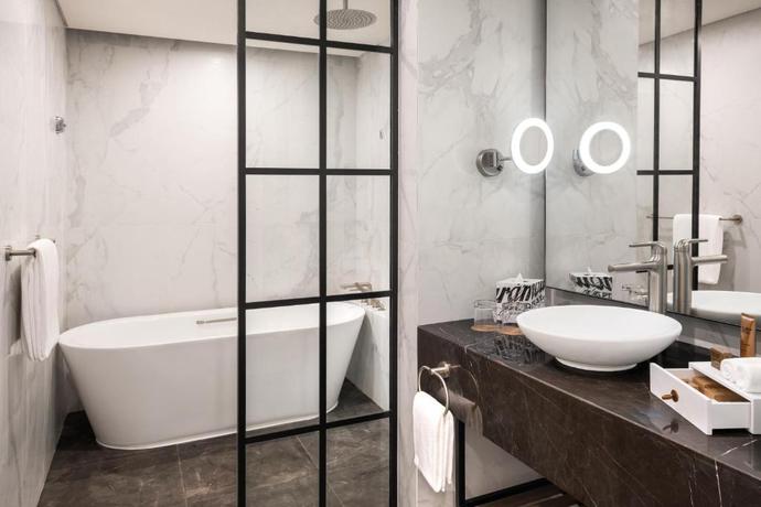 Imagen general del Hotel Paramount Midtown. Foto 8