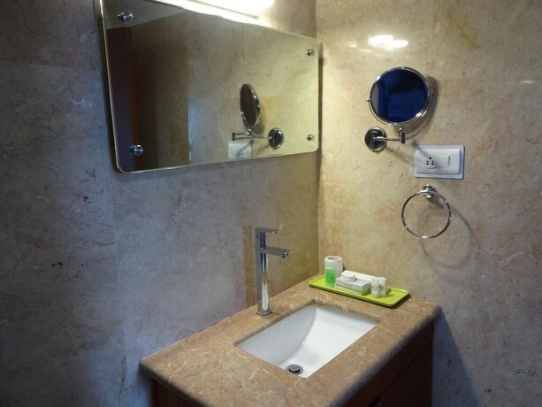 Imagen general del Hotel Paramount Tower. Foto 3